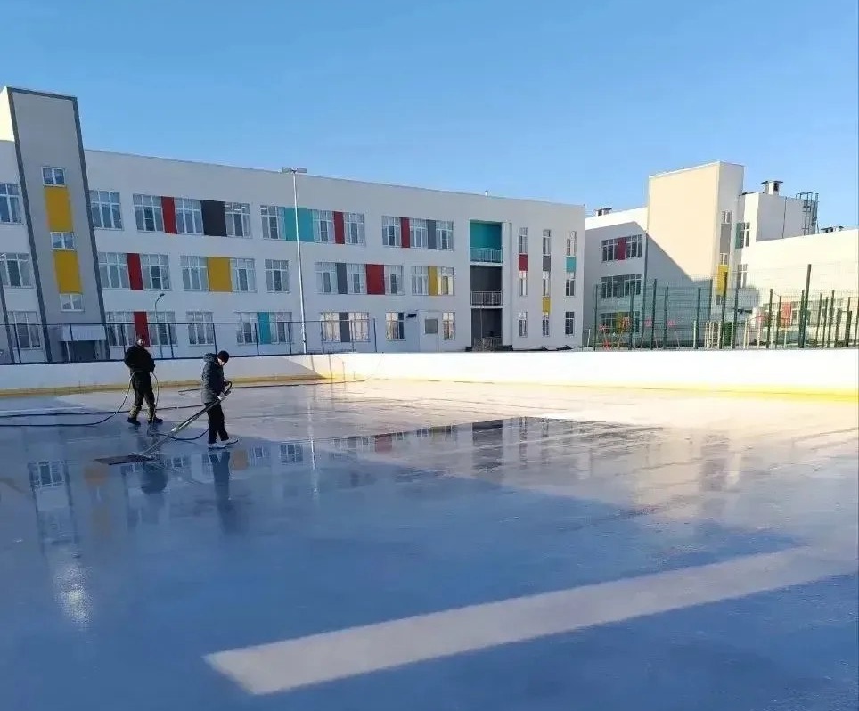 Зимой в Саратове будут работать семь бесплатных катков